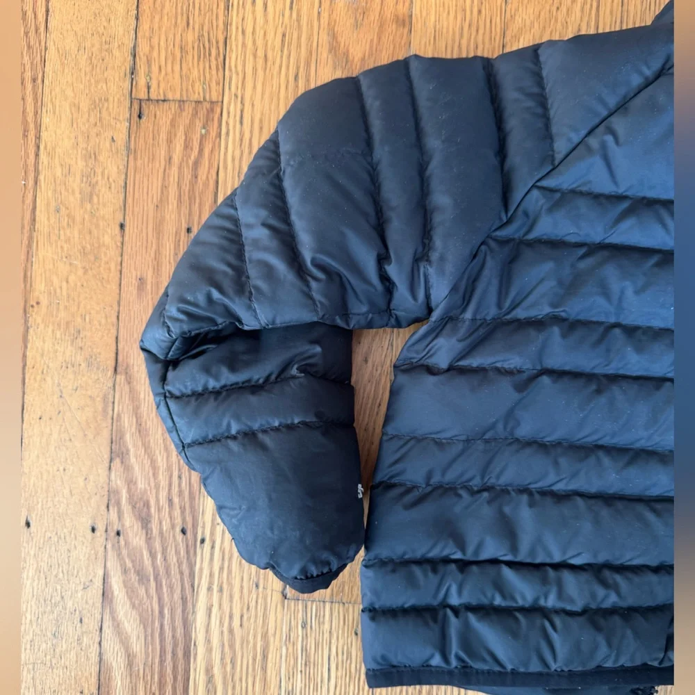 The North Face Kids Black Puffer Jacket - Picture 10 of 13